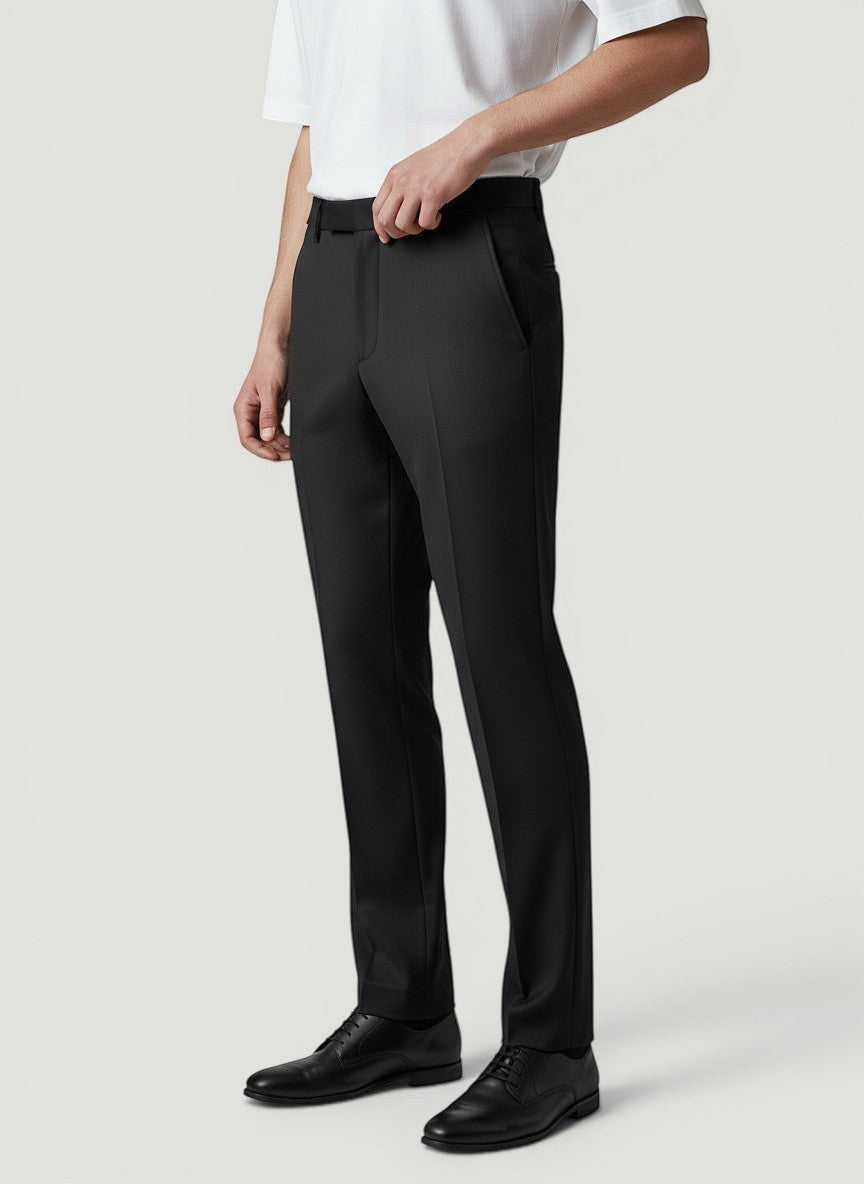 Calça social masculina Bluviso preta de corte reto, tecido leve e elástico, ideal para o verão e uso casual.