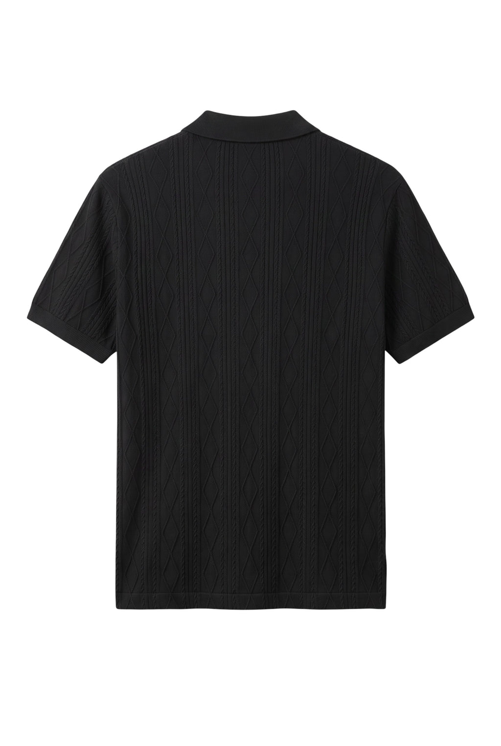Camisa polo masculina Bluviso preta com textura em relevo e padrão geométrico, vista das costas.