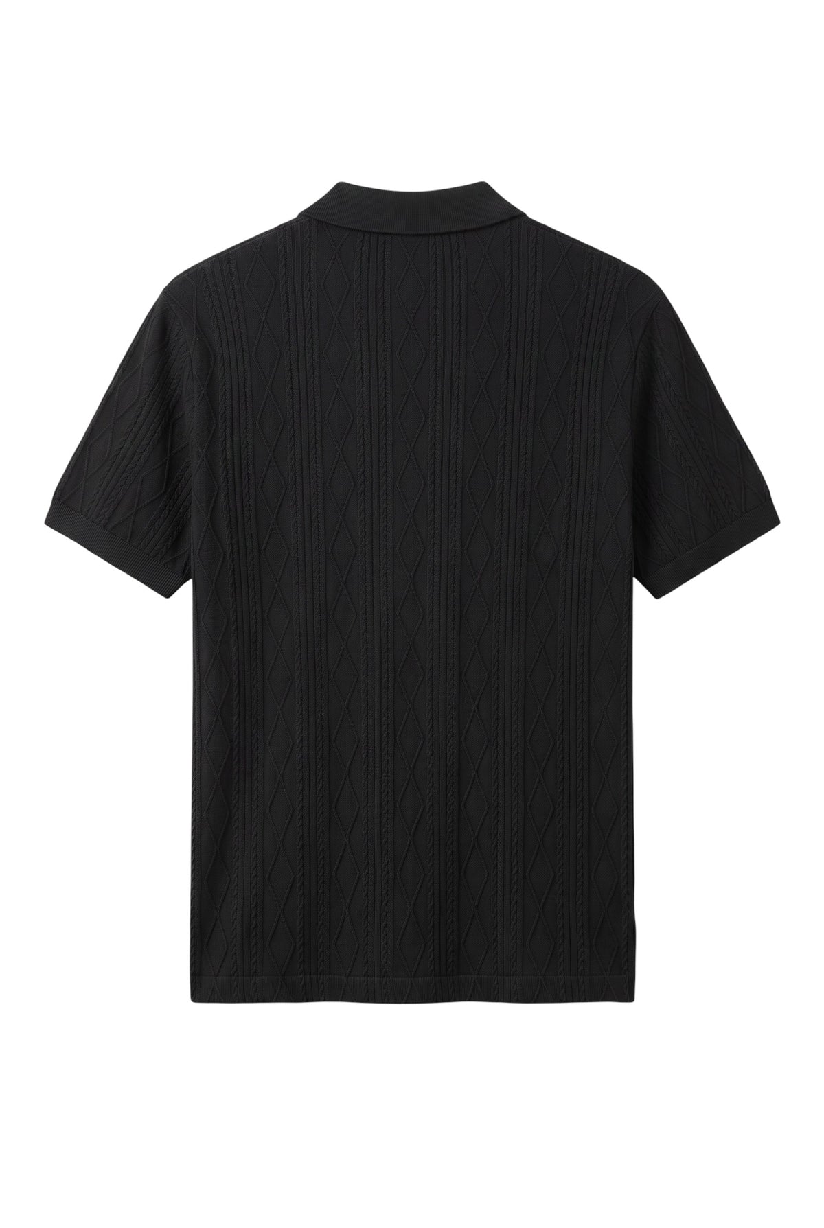 Camisa polo masculina Bluviso preta com textura em relevo e padrão geométrico, vista das costas.